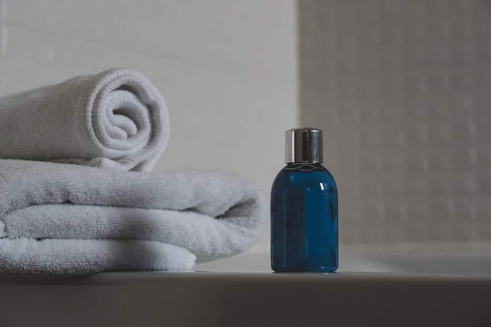 5 dicas para otimizar espaço na hora de armazenar toalhas